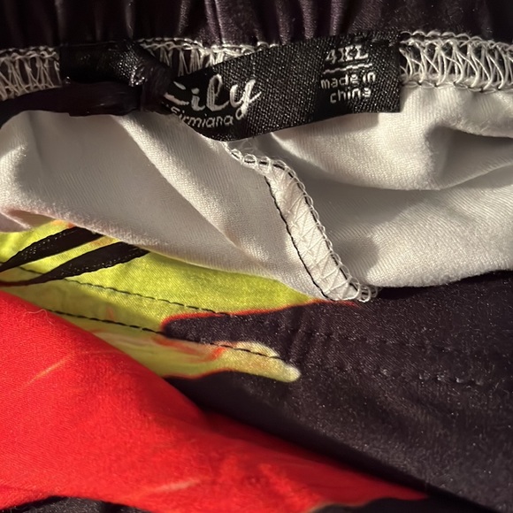 Lily By Firmiana Plus Size Rainbow Leg Pants Leggings Size 4XL - Picture 5 of 6